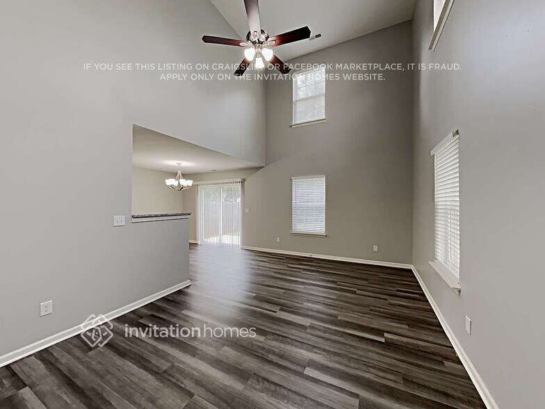 Building Photo - 3096 Teton Dr