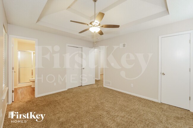 Building Photo - 208 S Darrowby Dr