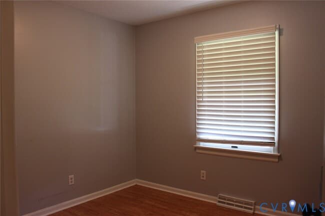 Building Photo - 18710 Cox Rd