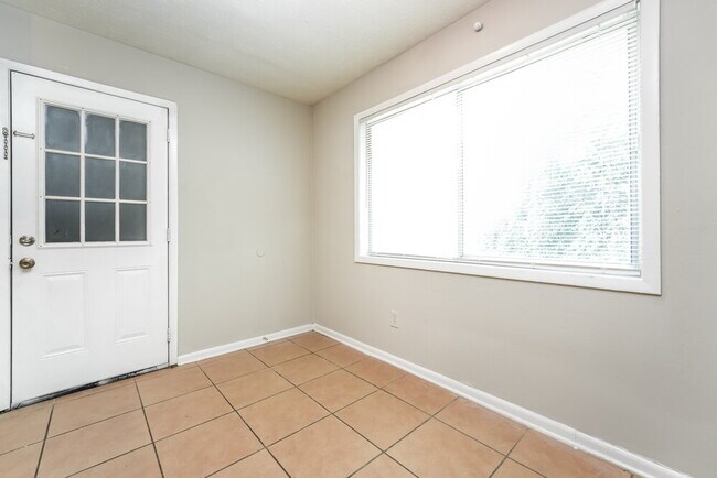 Building Photo - 1250 Allgood Rd
