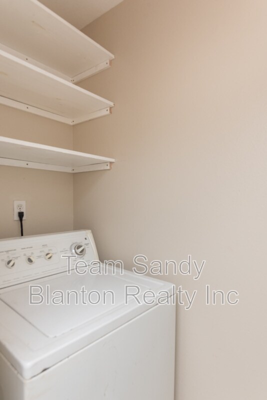 Building Photo - 2300 W Michigan Ave