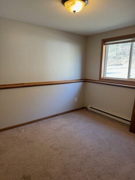 Building Photo - 407 Glenwood Ave