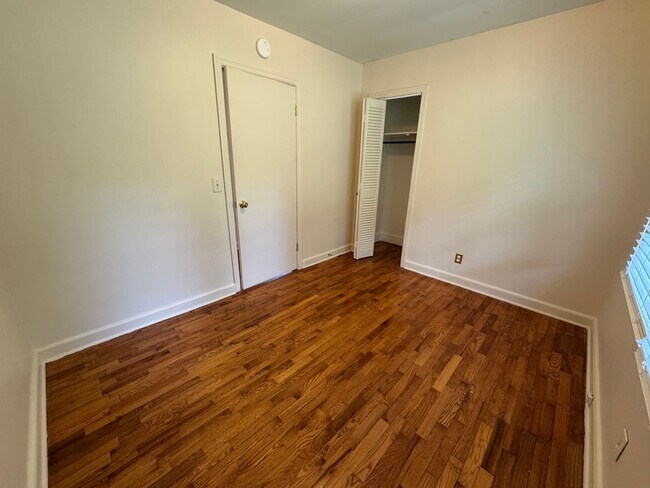 Building Photo - Cozy 3/1 House in East Rome- $1,495