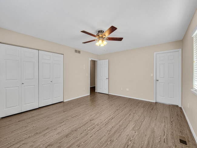 Building Photo - Charming 3 beds 2.5 baths in Firestone