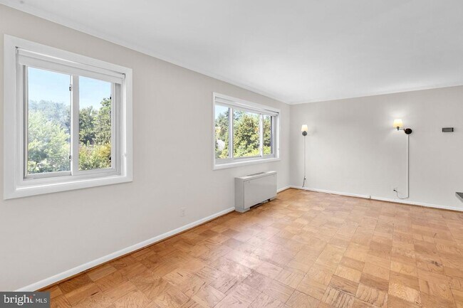 Building Photo - 4570 MacArthur Blvd NW