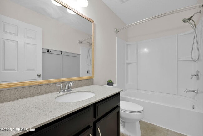 Building Photo - 111 Paradas Pl