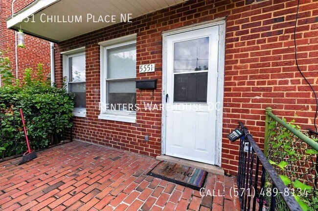 Building Photo - 5551 Chillum Pl NE
