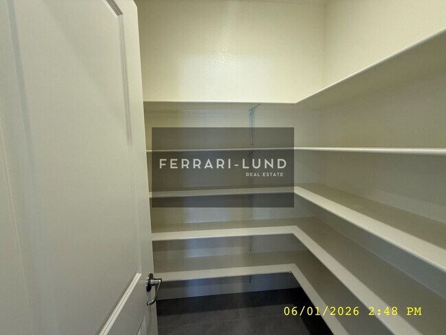 Building Photo - Newer 4 Bedroom Home with 2,367 Sq. Ft. of Living Space! - Kay DeAlba property!!