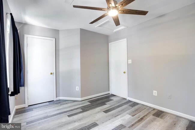 Building Photo - 5678 White Dove Ln