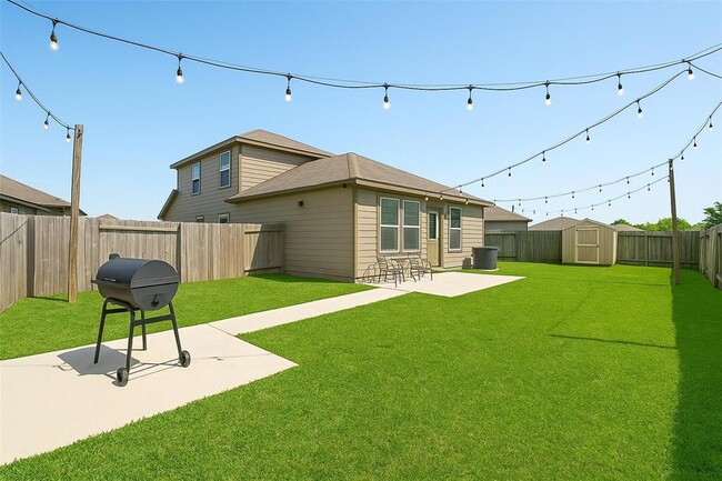 Building Photo - 10027 Yanet Grove Ln