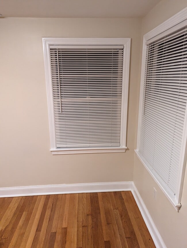 Building Photo - 41 May St