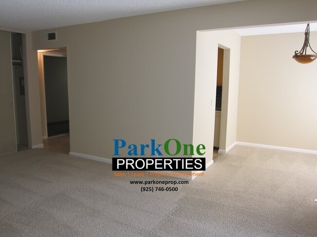 Building Photo - Spacious One Bedroom in Walnut Creek Keys!