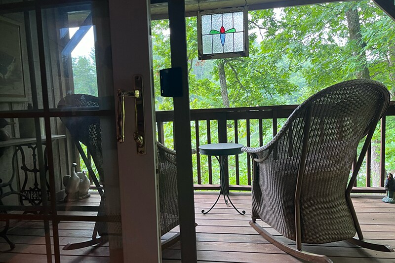 Building Photo - 210 Lake Becky Rd