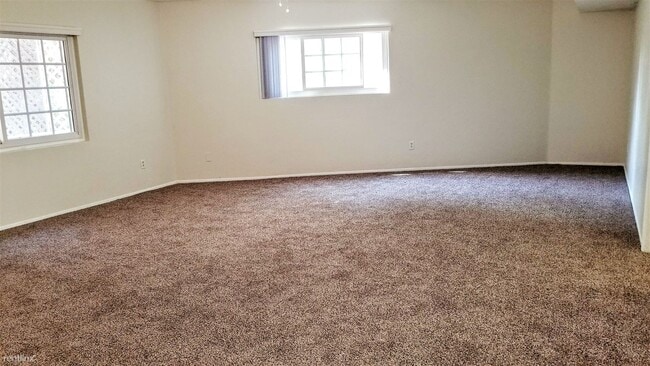 Building Photo - 2 br, 3 bath House - 4580 55th Street B