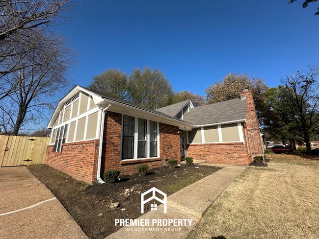 Building Photo - 4579 Blue Willow Rd