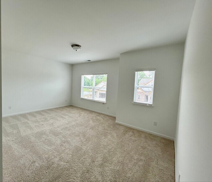 Building Photo - 206 Summerlin Dr