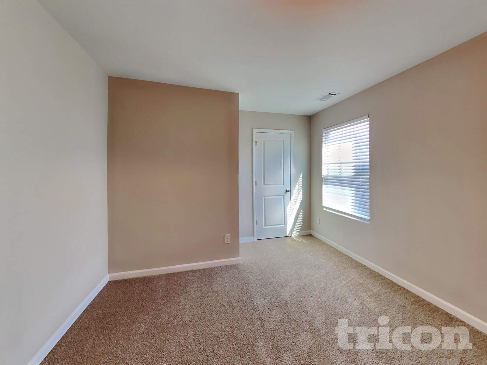 Building Photo - 324 Merigold Way