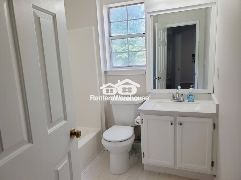 Building Photo - 1259 Westover Trace NW