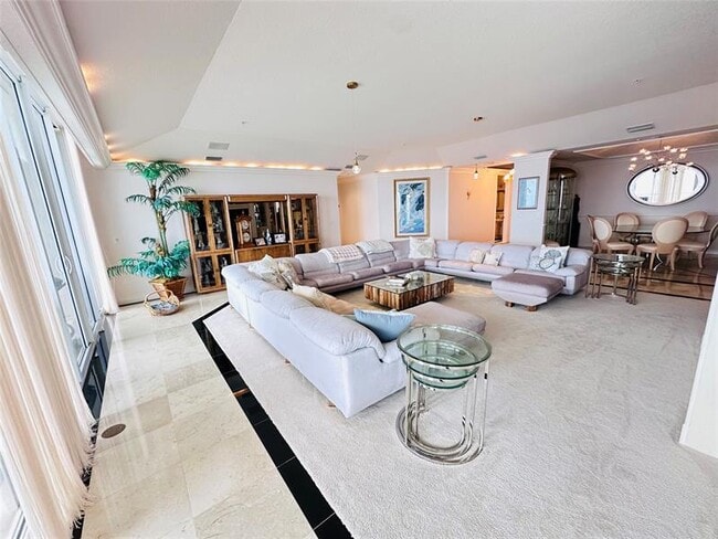 Building Photo - 6001 N Ocean Dr