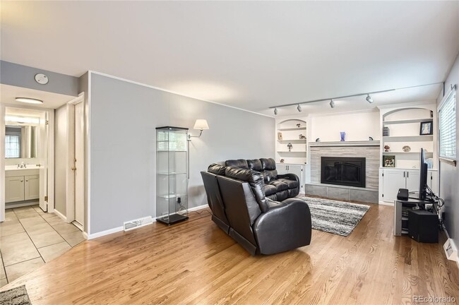 Building Photo - 13123 Spica Dr