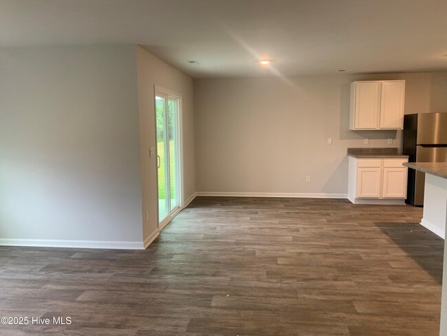 Building Photo - 410 Turp Landing Ln