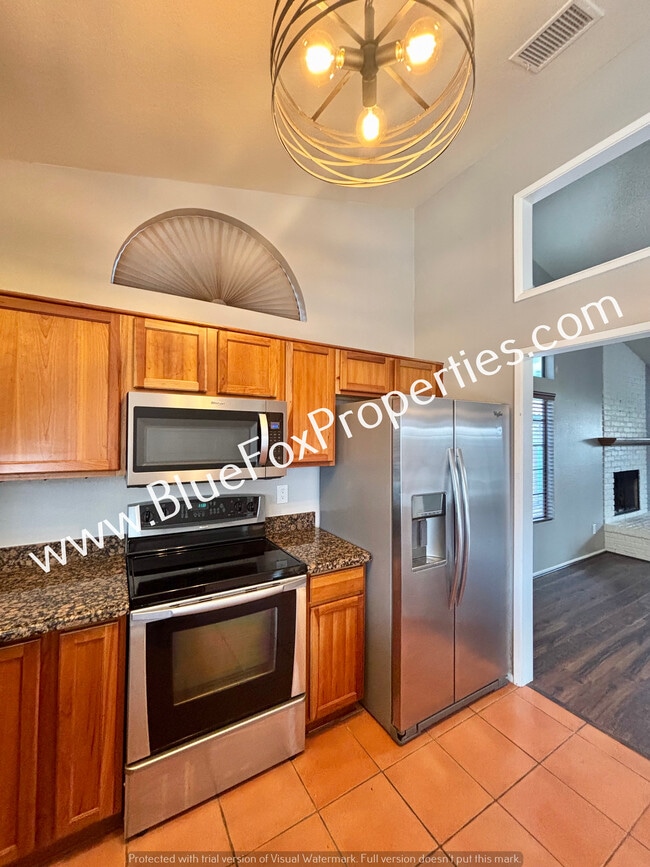 Building Photo - 2621 W Camino Del Deseo