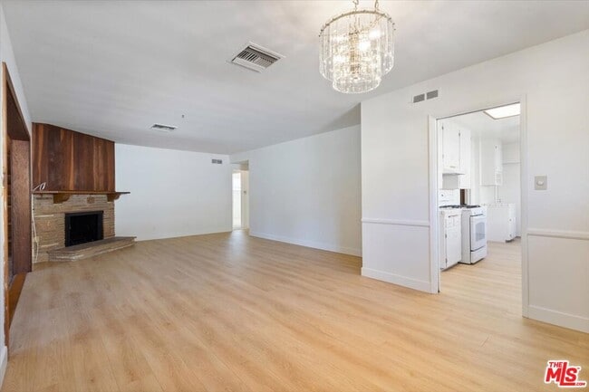 Building Photo - 12848 Tiara St
