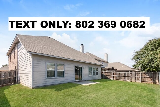 Building Photo - 4605 Dogwood Dr
