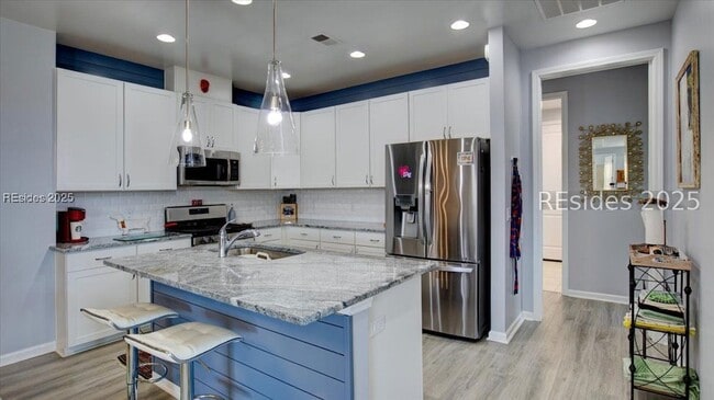 Primary Photo - 231 Flip Flop Ct