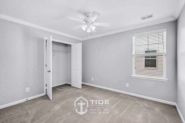 Building Photo - Spacious Living in Moncks Corner