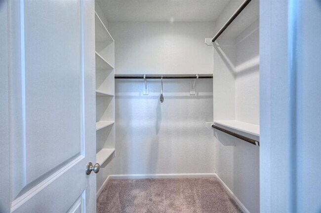 Building Photo - 8739 Tubelo Mill Dr