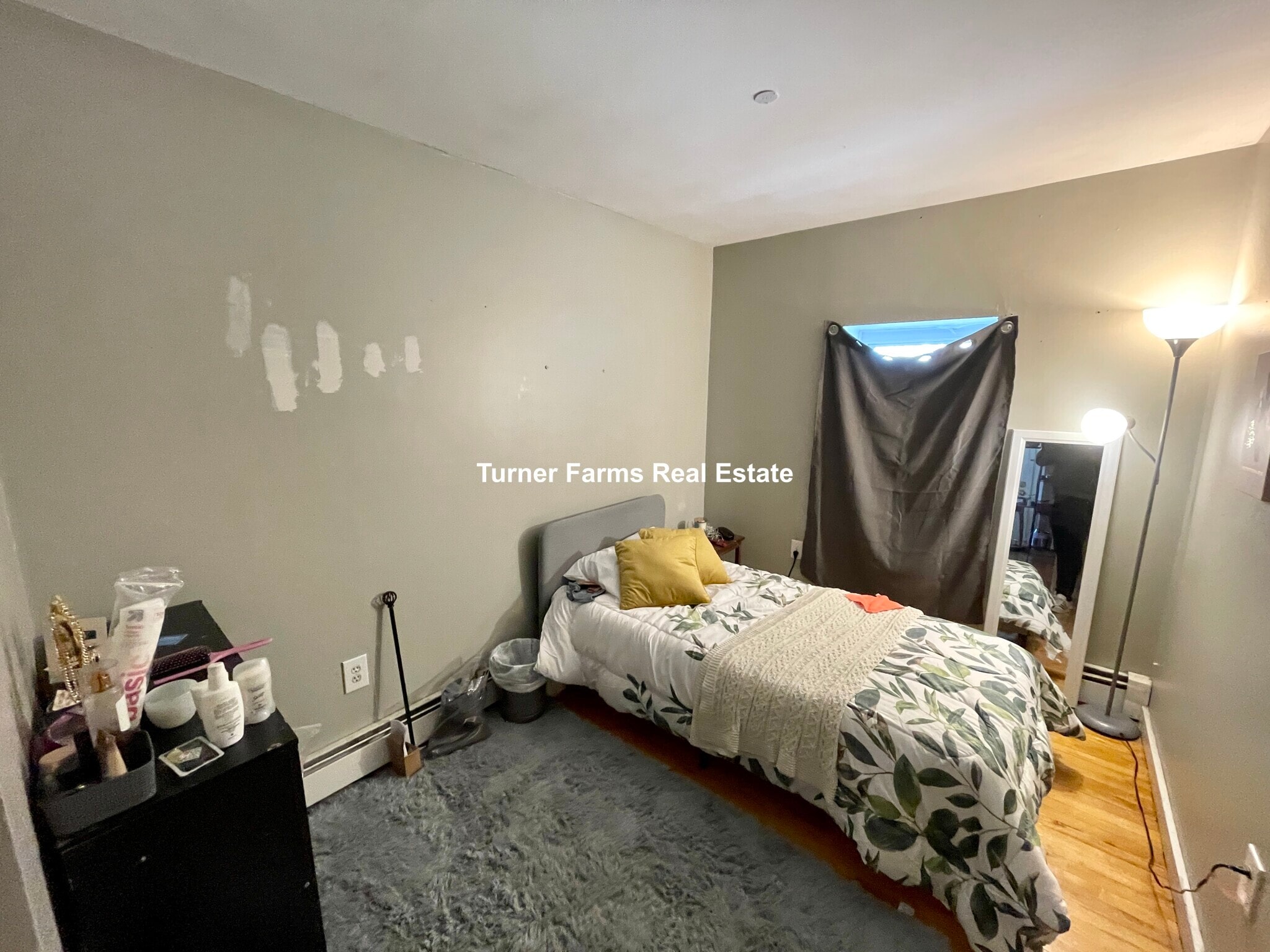 Building Photo - 42 Sewall St