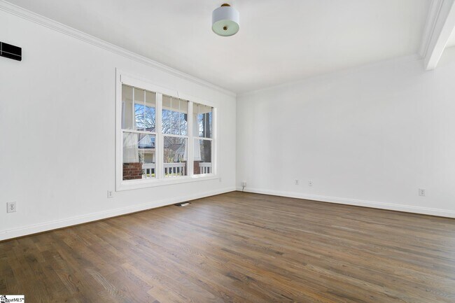 Building Photo - 309 Echols St