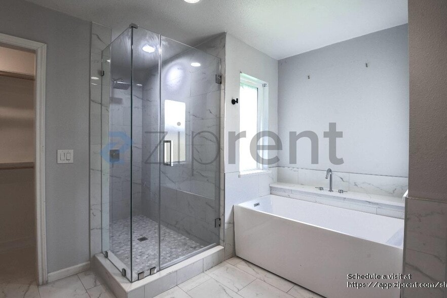 Building Photo - 1409 Creekside Dr