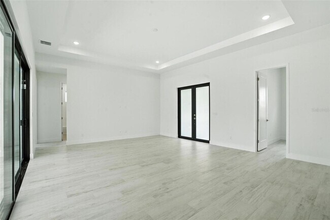 Building Photo - 8348 Walden St