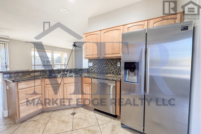 Building Photo - 2Bed/2Bath House in North Surprise! $199 MOVE-IN SPECIAL! Ready for Immediate Move-In!