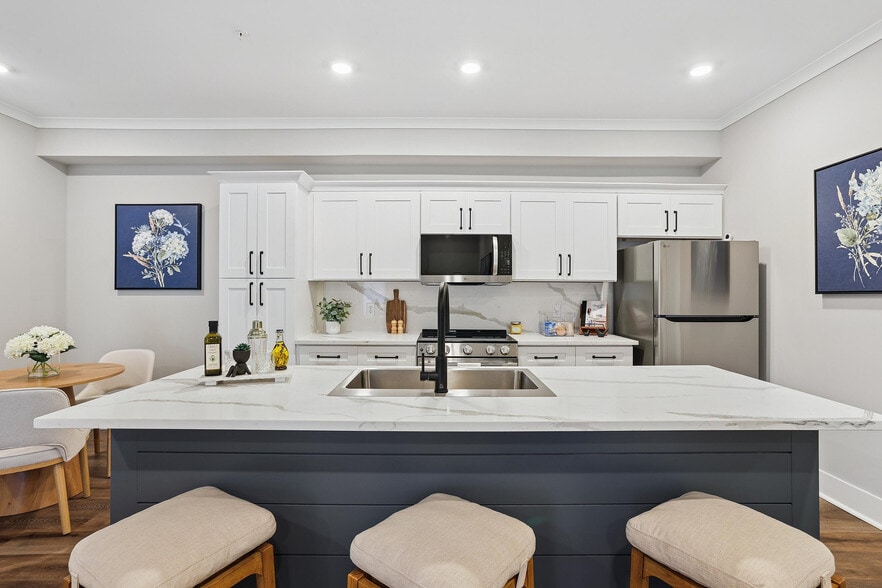 PG Kitchen View - Pointe Grand Gardenview at Savannah