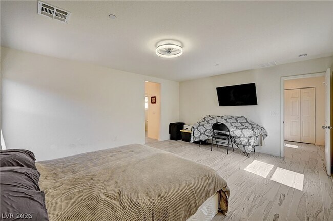 Building Photo - 6363 Amelia Ridge Ave