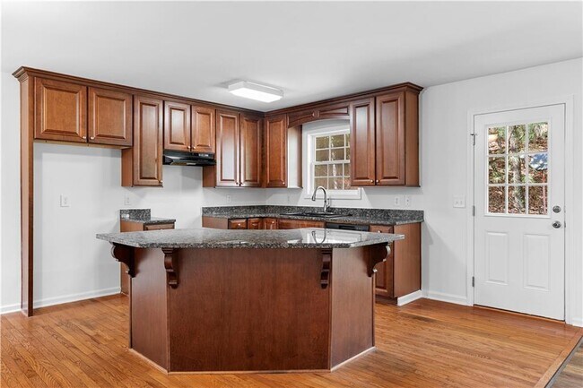 Building Photo - 80 Castle Ct