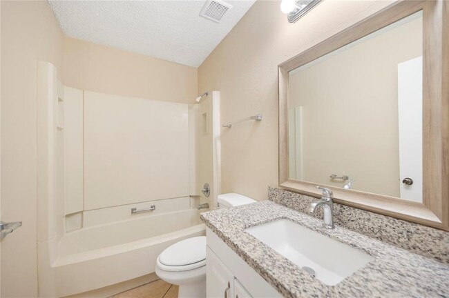 Building Photo - 3310 Crossman Dr