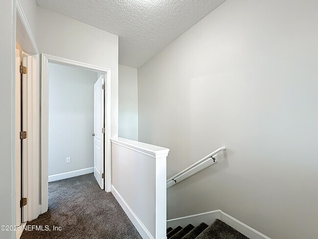 Building Photo - 4320 Ellipse Dr