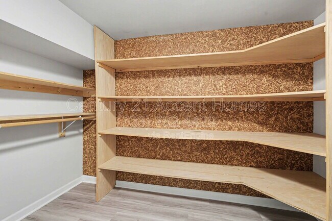 Building Photo - 1012 Aquia Dr