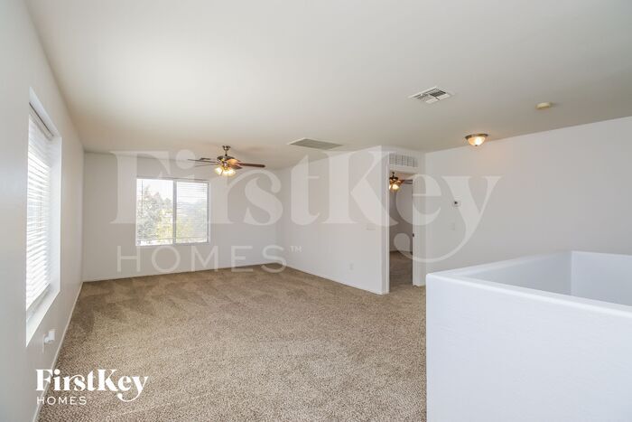 Building Photo - 31238 N Cactus Dr