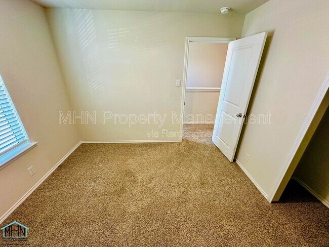 Building Photo - 5022 Jaspillite Ave