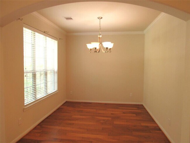 Building Photo - 24434 Sundance Spring Dr