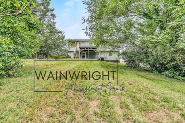 Building Photo - SW Roanoke County