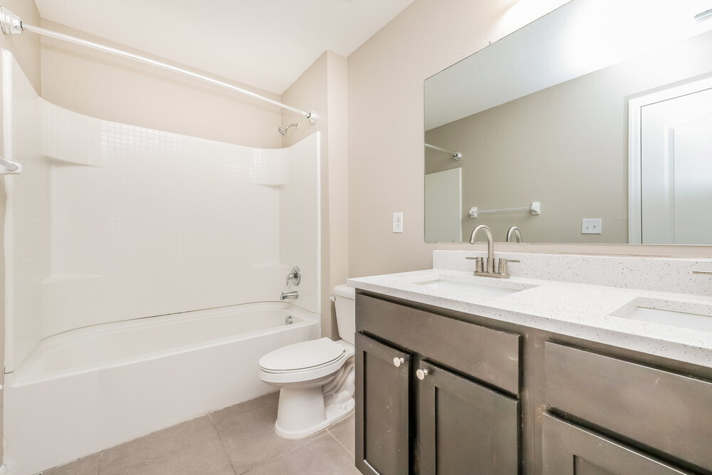 Building Photo - 10430 Whispering Hammock Dr