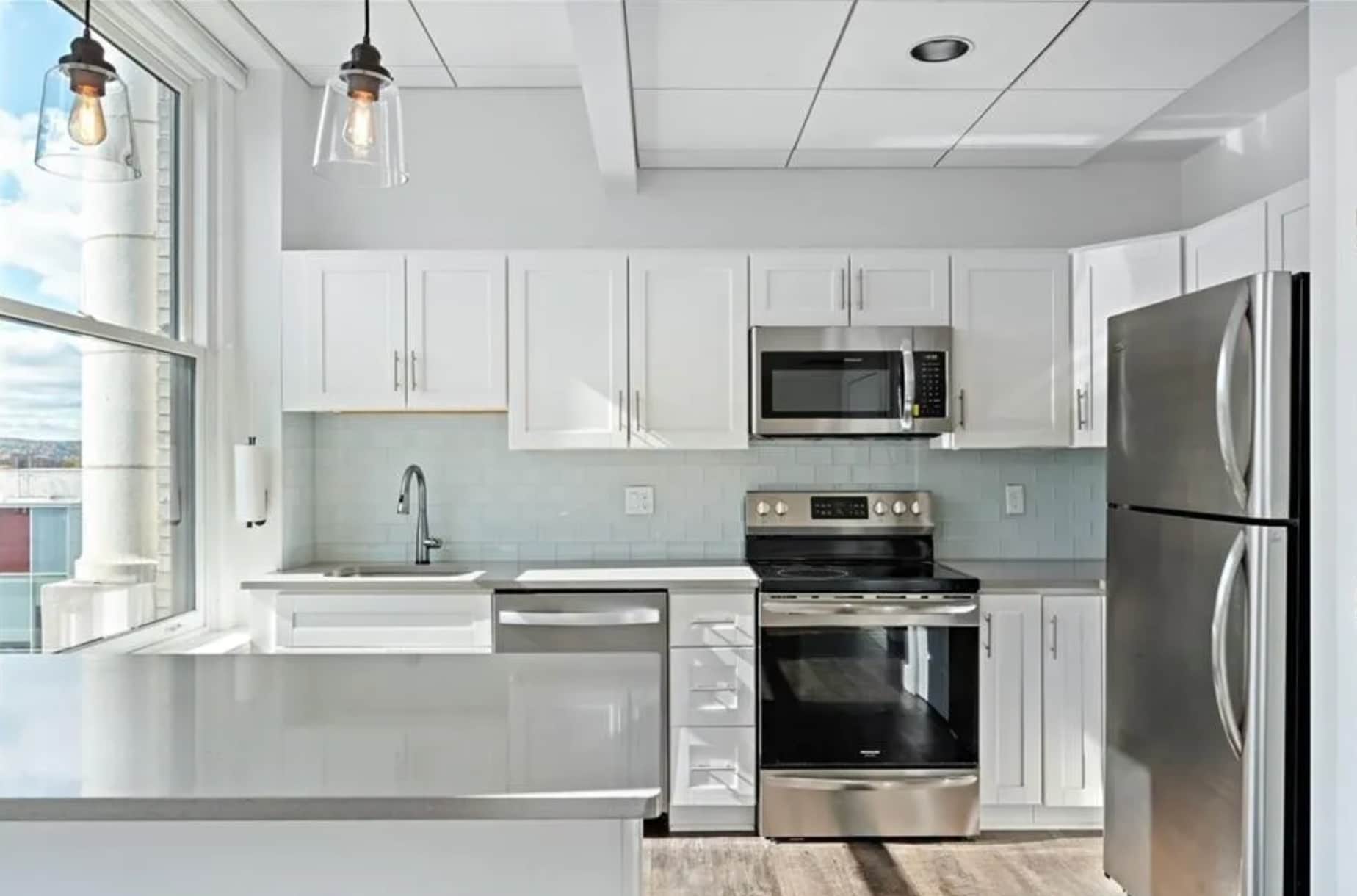 Building Photo - 108 W Jefferson St