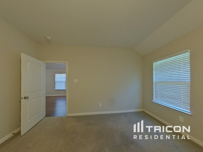 Building Photo - 7432 Durness Dr