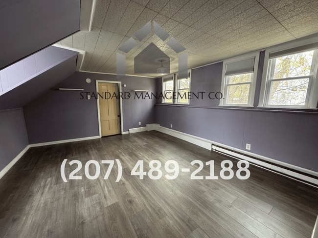 Building Photo - Well Maintained 4 Bedroom Single Family Home for Rent on Elm St, Fairfield